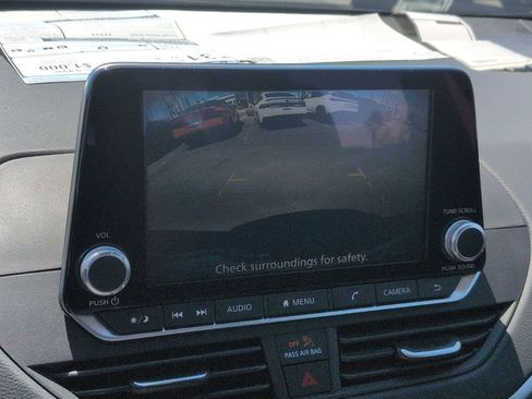 Used 2025 Nissan Altima 2.5 S FWD image 24