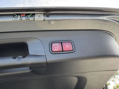 Certified 2024 Mercedes-Benz GLS 580 4MATIC image 24