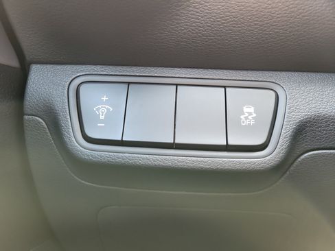 Used 2024 Kia Forte LXS FWD image 21