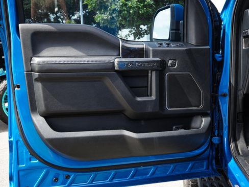 Used 2019 Ford F150 Raptor w/ Equipment Group 802A Luxury AWD/4WD image 13