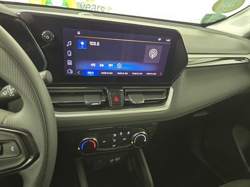 Certified 2025 Chevrolet TrailBlazer LT w/ Driver Confidence Package FWD image 21