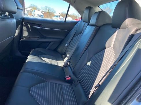 Used 2023 Toyota Camry SE image 16