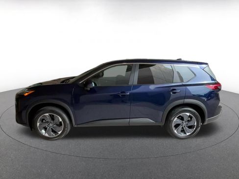 Used 2026 Nissan Rogue SV FWD image 8