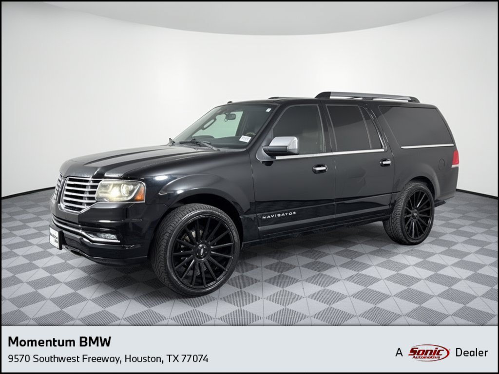 Used 2016 Lincoln Navigator L Select RWD image 1