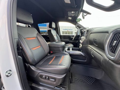 Certified 2022 GMC Sierra 2500 AT4 w/ Snow Plow Prep/Camper Package image 40