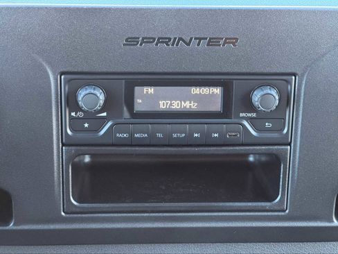 Used 2025 Mercedes-Benz Sprinter 2500 image 16