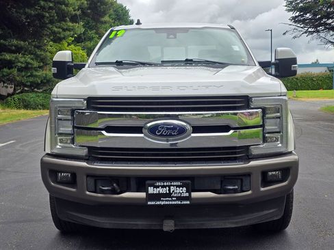 Used 2019 Ford F350 King Ranch w/ King Ranch Ultimate Package AWD/4WD image 9