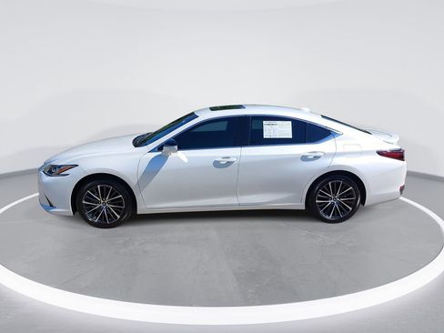 Used 2024 Lexus ES 300h w/ Premium Package FWD image 8
