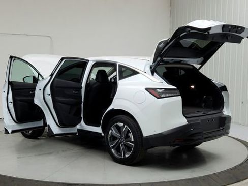 New 2025 Nissan Murano SV image 13