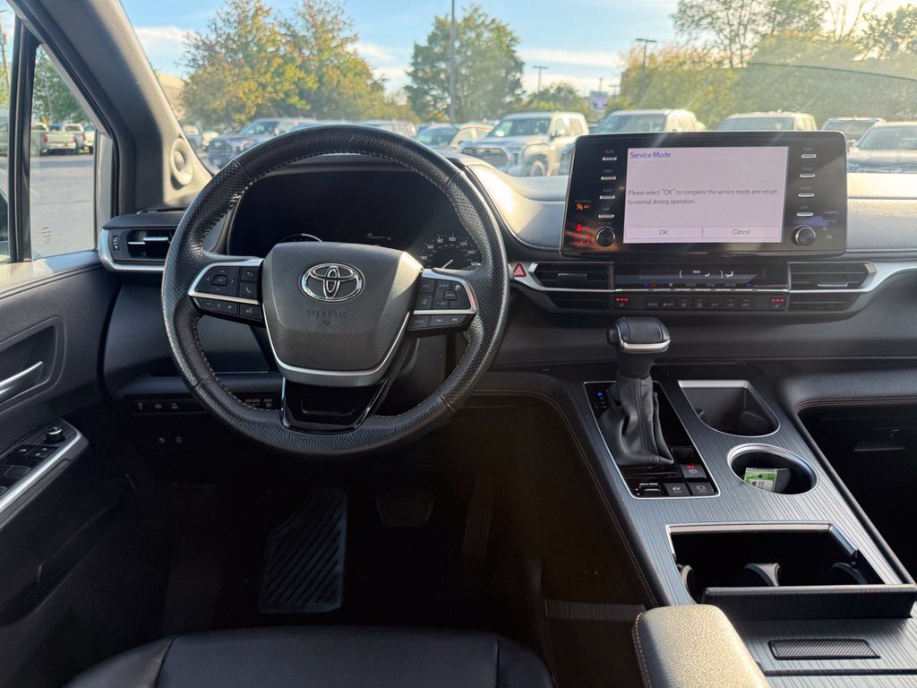 Certified 2023 Toyota Sienna XLE Woodland Edition AWD/4WD image 20