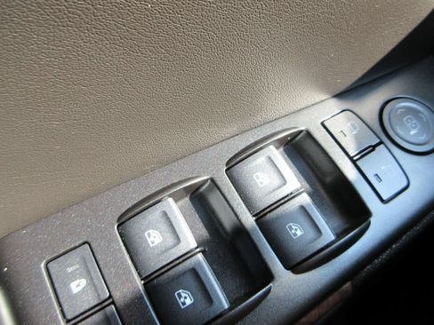 Certified 2020 GMC Yukon SLT AWD/4WD image 30