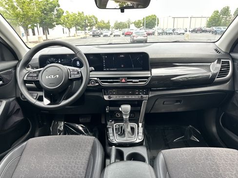 Used 2024 Kia Seltos S FWD image 29