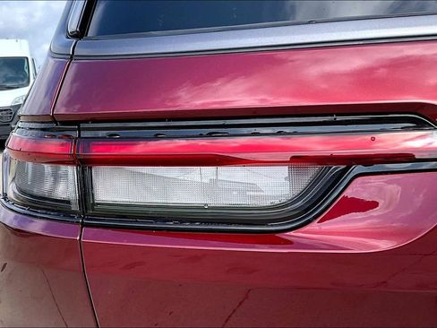 New 2026 Jeep Grand Cherokee L Limited w/ Limited Altitude Package AWD/4WD image 18