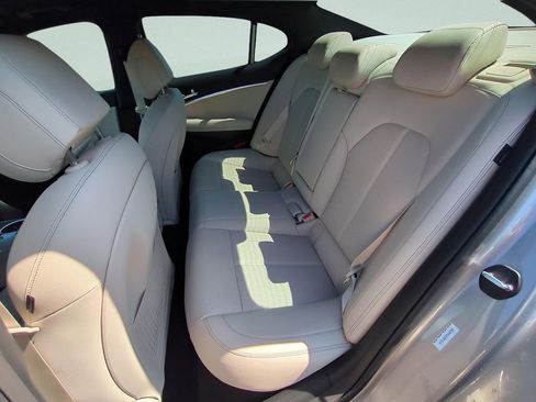 Used 2026 Genesis G70 2.5T RWD image 13