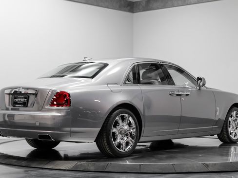 Used 2010 Rolls-Royce Ghost image 20