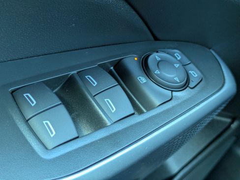 New 2026 Chevrolet Trax RS w/ Sunroof Package FWD image 14