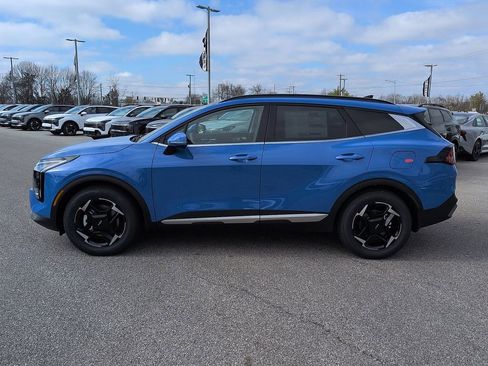 New 2026 Kia Sportage EX w/ EX Panorama Roof Package FWD image 4