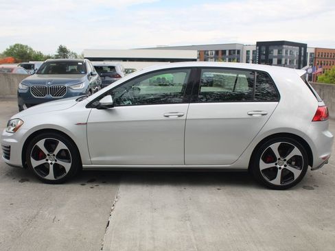 Used 2017 Volkswagen Golf 4-Door FWD image 5