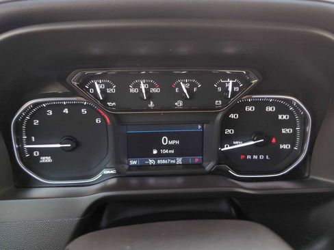 Used 2021 GMC Sierra 1500 SLT w/ SLT Premium Package image 11