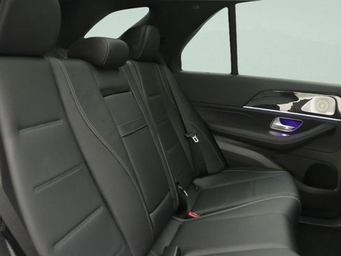 New 2026 Mercedes-Benz GLE 450 4MATIC image 8