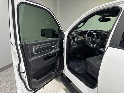 Used 2022 RAM 1500 Warlock AWD/4WD image 8