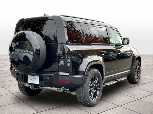 New 2026 Land Rover Defender 110 S image 4