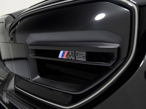 Used 2026 BMW M5 Touring AWD/4WD image 44