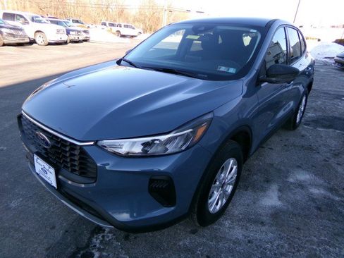 Used 2025 Ford Escape Active image 5