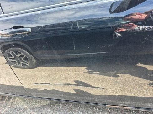 Used 2012 Dodge Avenger SE FWD image 12