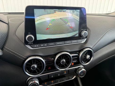 Used 2024 Nissan Sentra SV FWD image 5