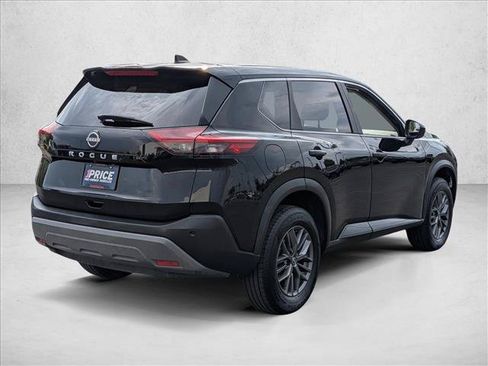 Used 2023 Nissan Rogue S FWD image 5