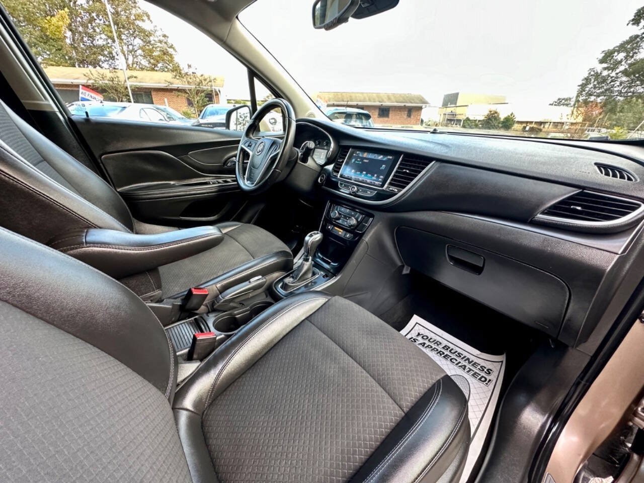 Used 2018 Buick Encore Preferred AWD/4WD image 19