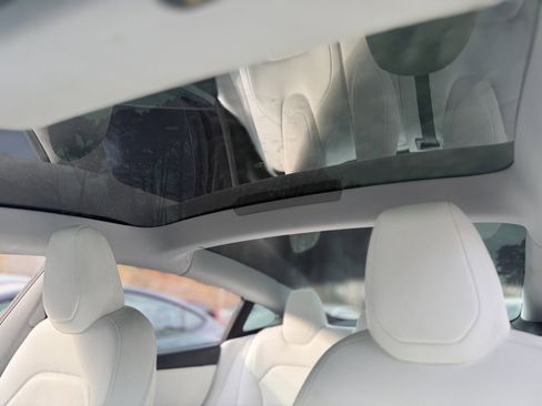 Used 2025 Tesla Model 3 Long Range image 50