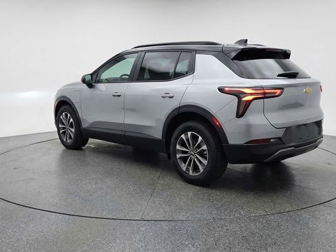 Used 2025 Chevrolet Equinox LT image 6