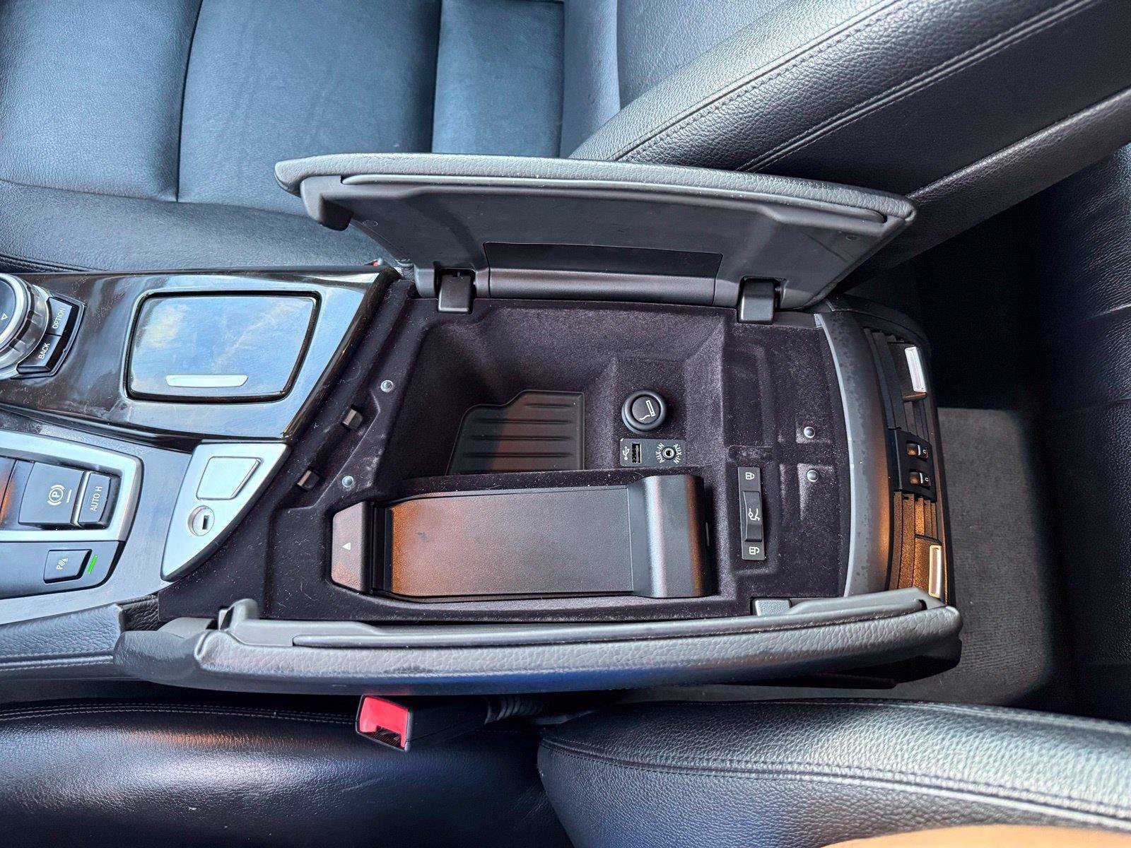 Used 2014 BMW 528i Sedan RWD image 43