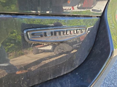 Used 2024 Jeep Grand Cherokee L Summit AWD/4WD image 14