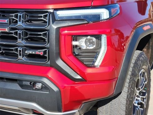 Used 2023 GMC Canyon AT4 w/ Technology Package image 11