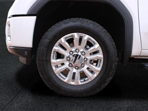 Used 2020 GMC Sierra 3500 Denali w/ Denali Ultimate Package image 13