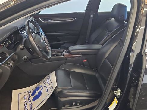 Used 2019 Cadillac XTS Luxury image 11