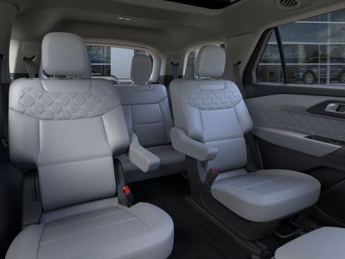 New 2026 Ford Explorer Platinum w/ LUX Leather Package AWD/4WD image 12