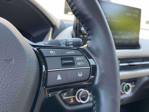 Used 2025 Honda HR-V EX-L image 24