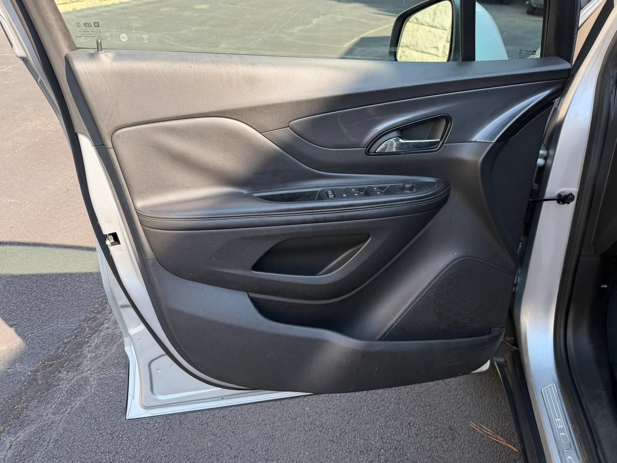 Used 2019 Buick Encore Preferred FWD image 27