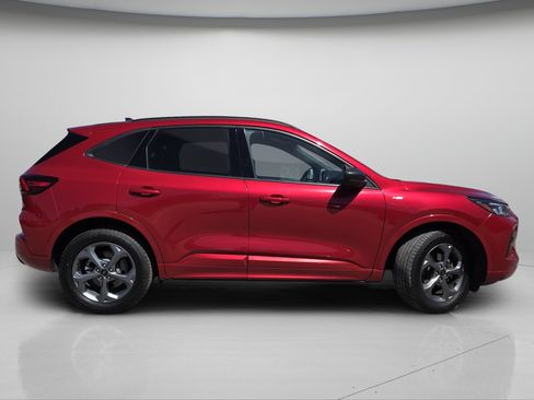 Used 2023 Ford Escape ST-Line AWD/4WD image 23