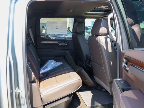New 2026 GMC Sierra 1500 Denali w/ Technology Package AWD/4WD image 33