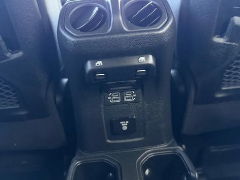 Used 2023 Jeep Wrangler Unlimited Rubicon w/ LED Lighting Group AWD/4WD image 43