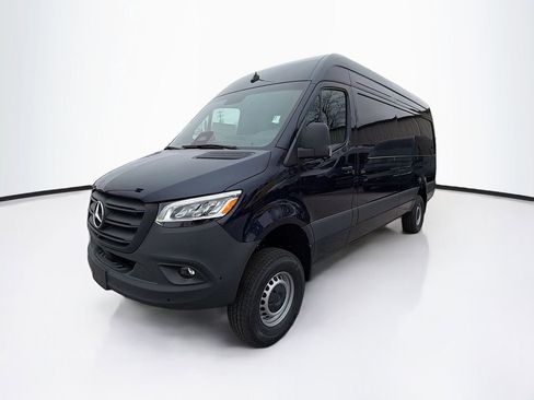 New 2026 Mercedes-Benz Sprinter 2500 image 3