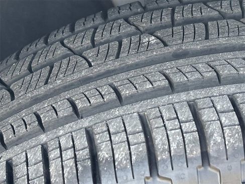 New 2025 Jeep Grand Cherokee Limited w/ Black Appearance Package image 12