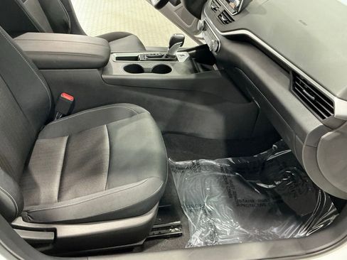 Used 2025 Nissan Altima 2.5 S image 18