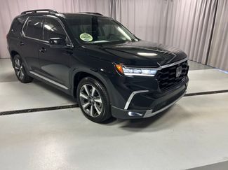 Used 2025 Honda Pilot Elite 360° Tour