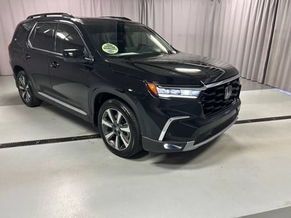 Used 2025 Honda Pilot Elite